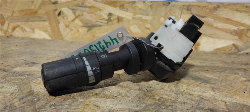 Подрулевой переключатель правый NISSAN SENTRA (B16) 06–12