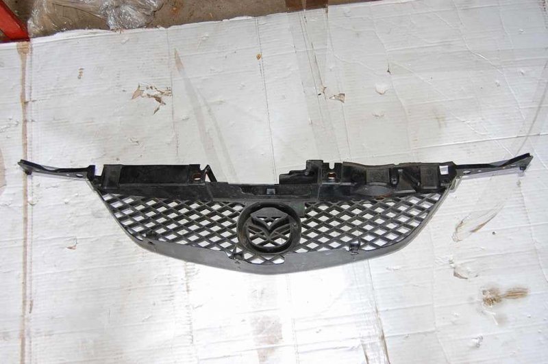 Решетка радиатора PREMACY 98-03