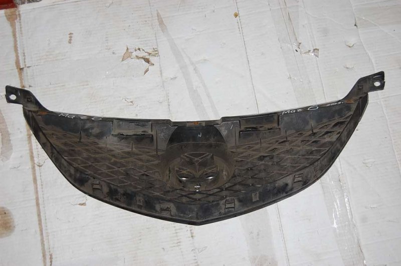 Решетка радиатора MAZDA 6 GG 02-07 Б/У