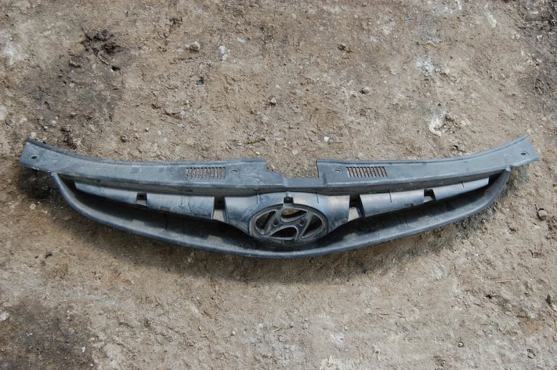 Решетка радиатора HYUNDAI I10 PA 07-13 Б/У