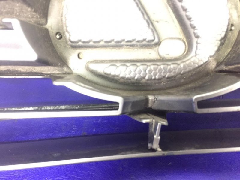 Решетка радиатора ES350 06-12