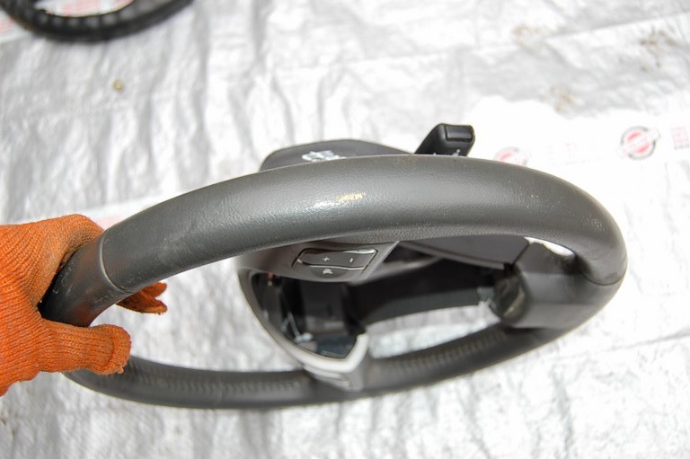 Руль TRIBECA B10 07-13