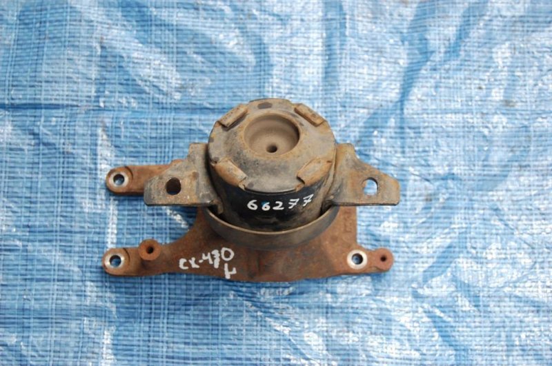 Подушка двигателя правая LEXUS GX470 02-09 12361-50190 Б/У