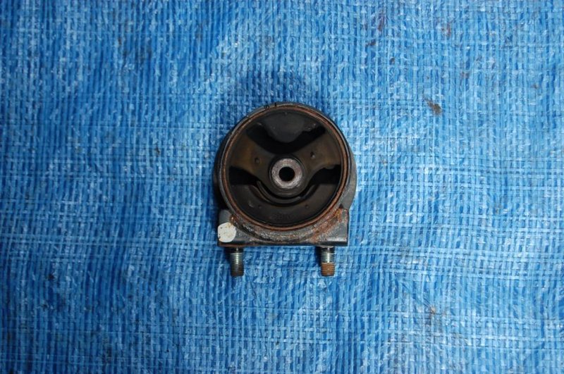 Подушка двигателя передняя SUZUKI SX4 06-13 1172080JA00 Б/У