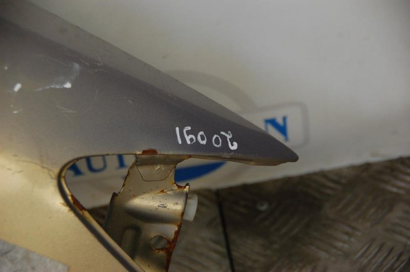 Крыло переднее переднее правое CAMRY 30 02-06