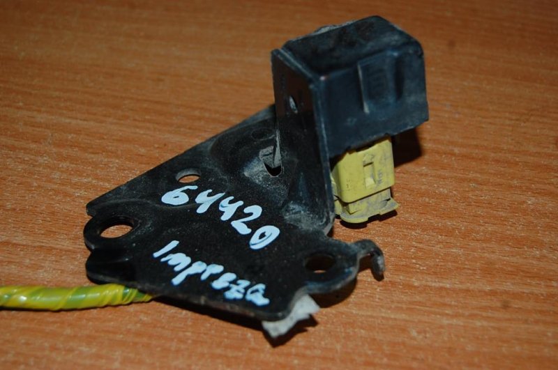 Датчик удара SUBARU IMPREZA 00-07 GD/GG Б/У