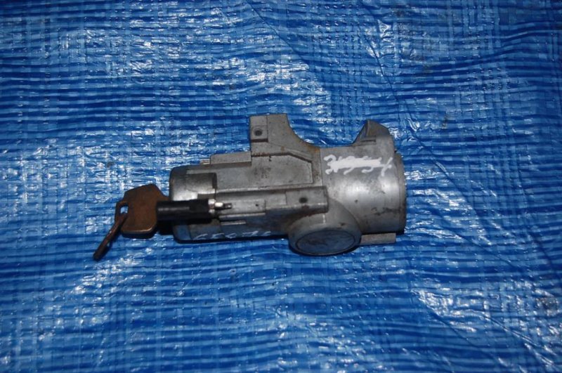 Замок зажигания NISSAN BLUEBIRD 91-97 48700-1E326 Б/У