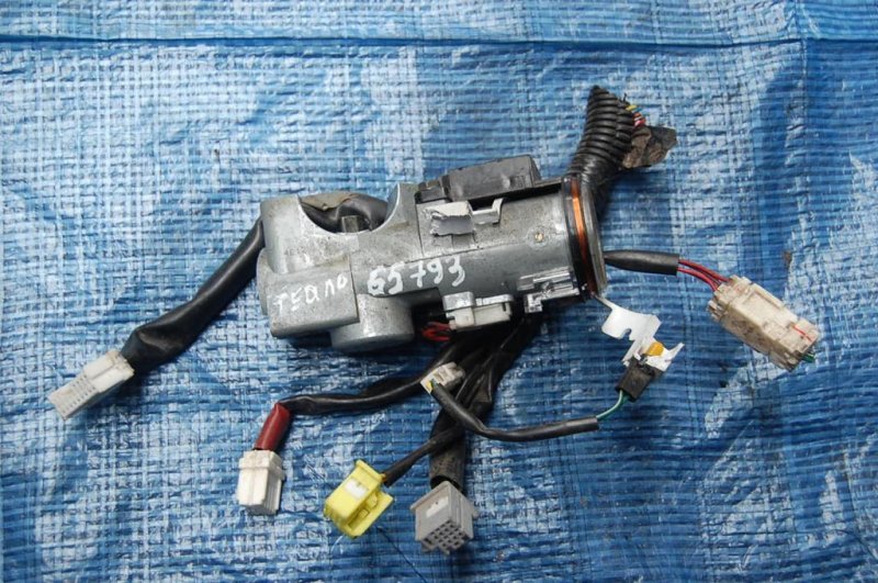 Замок зажигания TEANA J31 03-07