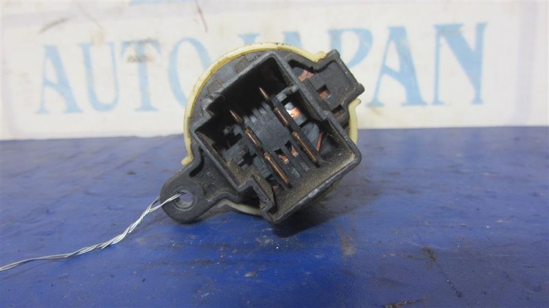 Замок зажигания MAZDA PREMACY 98-03