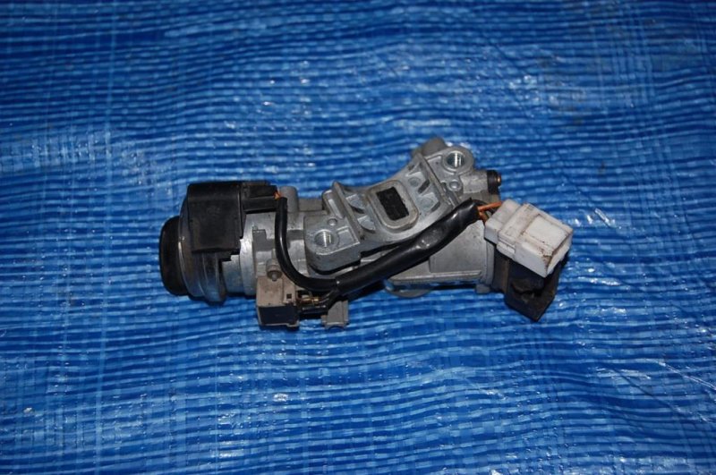 Замок зажигания MITSUBISHI GALANT 97-03 Б/У