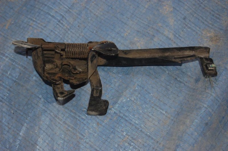 Замок капота HYUNDAI ELANTRA XD 00-06 Б/У