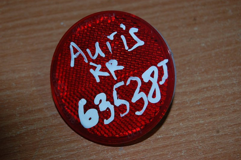 Катафот L левый TOYOTA AURIS 06-12 81910-02100 Б/У