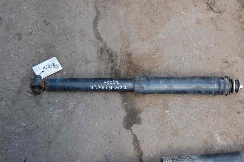 Запчасть амортизатор задний правый TOYOTA COROLLA 150 06-13 48530-80395 Б/У Амортизатор задний правый TOYOTA COROLLA 150 06-13 48530-80395 Б/У