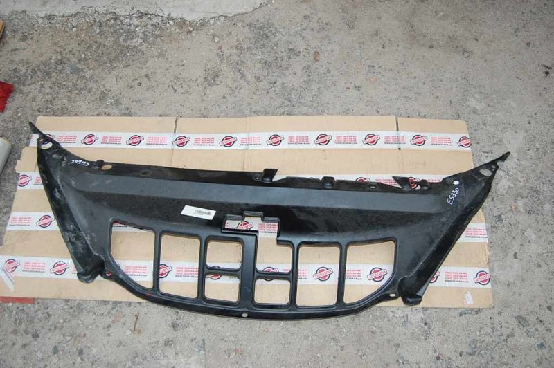 Накладка замка капота LEXUS ES300 ES330 01-06 53295-33030 Б/У