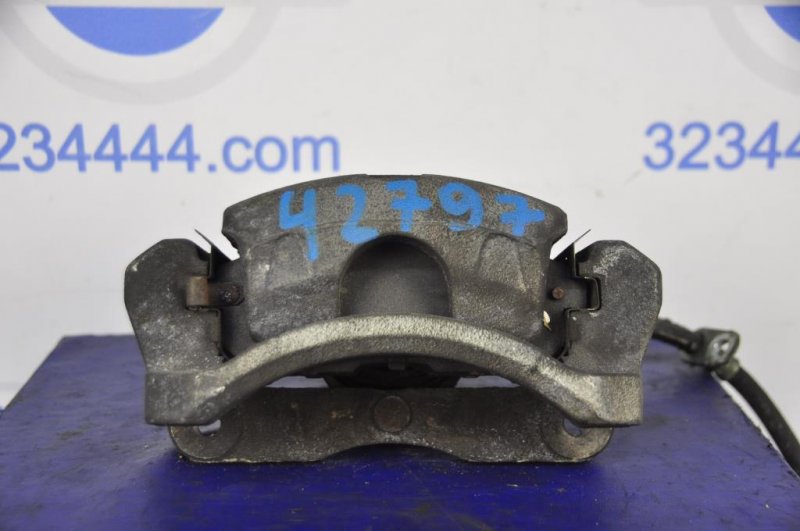 Суппорт тормозной передний левый SUZUKI SX4 06-13 55102-80J02-999 Б/У