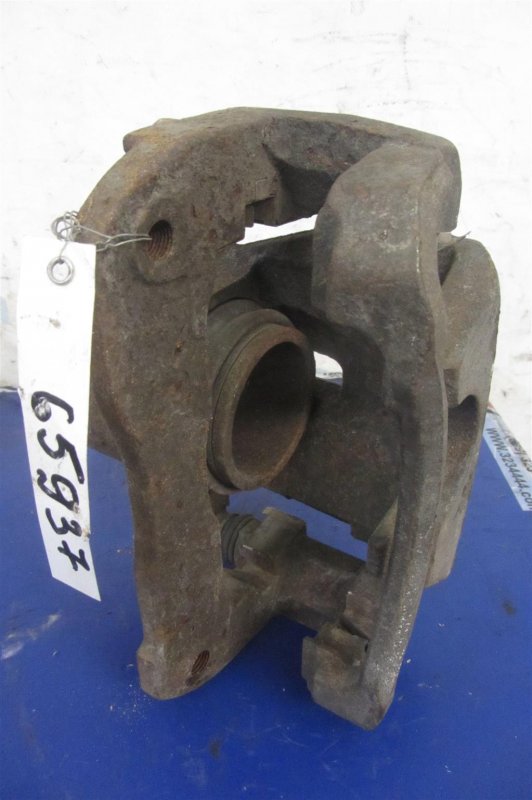 Суппорт тормозной передний левый CAMRY 40 06-11