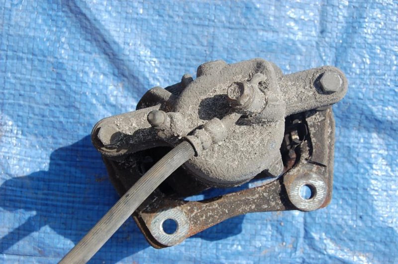 Суппорт тормозной передний левый NISSAN MICRA 03-11 Суппорт тормозной передний левый NISSAN MICRA 03-11