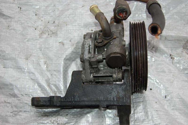 Насос ГУР G35 03-07