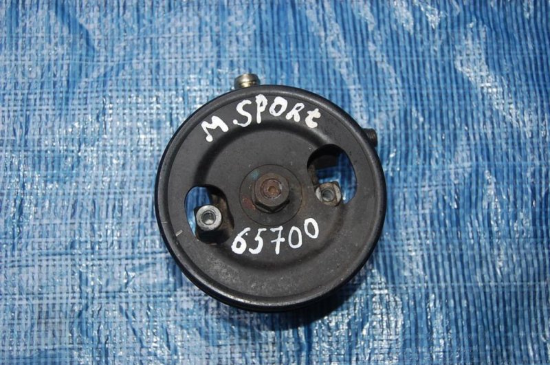 Насос ГУР MITSUBISHI PAJERO SPORT 96-09 MR448507 Б/У