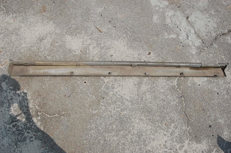 Накладка порога наружная левая SUBARU FORESTER SG 02-07