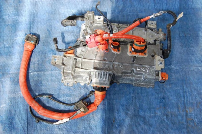 Инвертор NISSAN LEAF 10-17 292C0-3NA0B Б/У