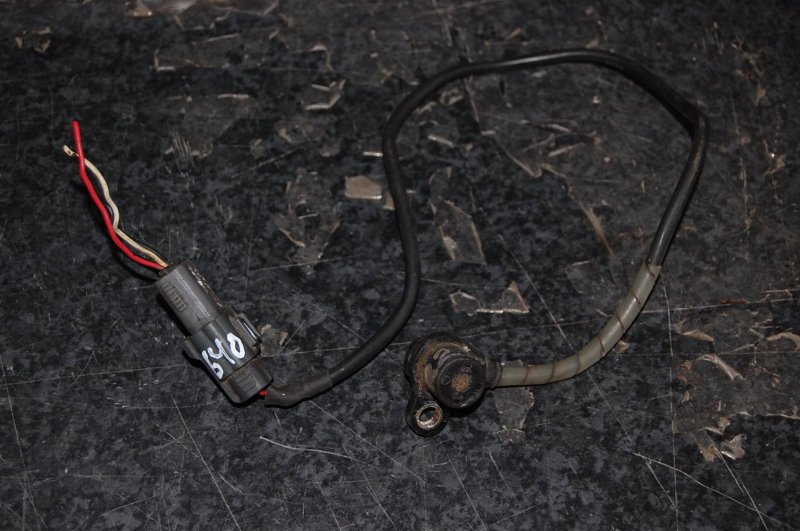 Датчик положения коленвала MAZDA E2200 E-SERIES 86-04 Б/У