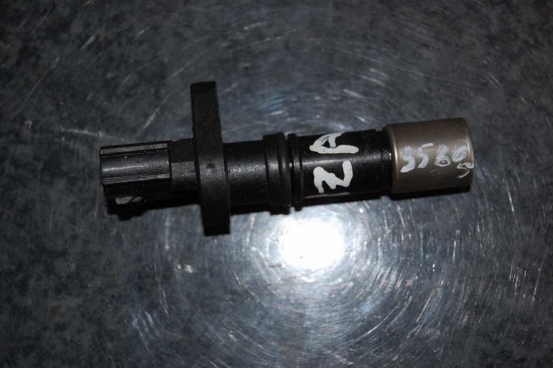 Датчик положения коленвала TOYOTA VENZA 09-16 Б/У