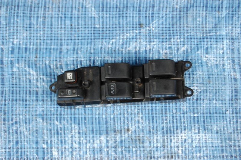 Блок управления стеклоподъемниками передний левый TOYOTA LAND CRUISER 200 08-21 Б/У