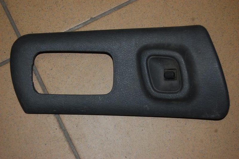 Кнопка стеклоподъемника SUBARU IMPREZA 92-00 Б/У