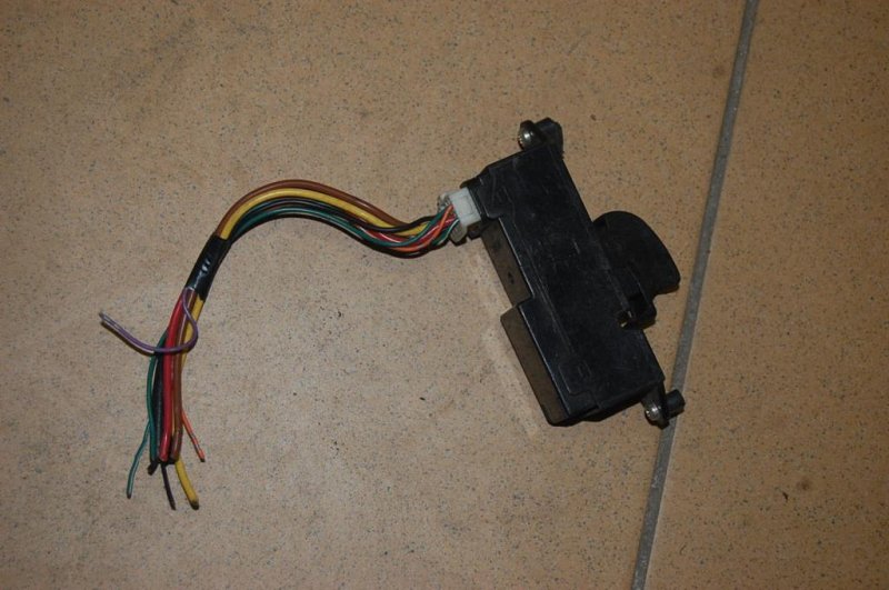 Кнопка стеклоподъемника LANCER IX 9 03-07