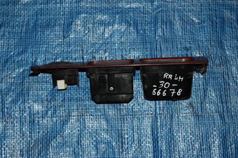 Кнопка стеклоподъемника CAMRY 30 02-06