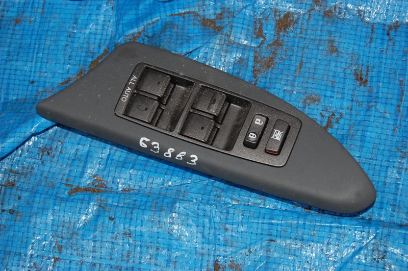 Блок управления стеклоподъемниками передний левый LX570 07-15 Блок управления стеклоподъемниками передний левый LX570 07-15