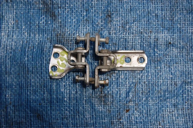 Петля двери OUTLANDER 03-07