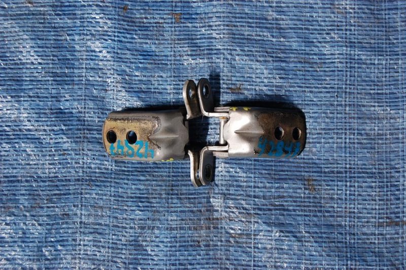 Петля двери NISSAN MURANO Z50 02-07 Б/У