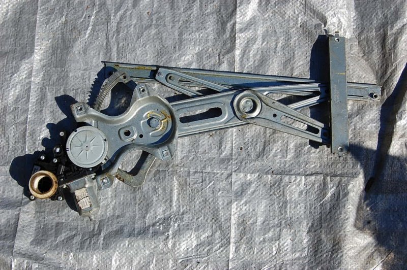 Запчасть стеклоподъемник передний левый TOYOTA COROLLA 150 06-13 69802-02180 Б/У Стеклоподъемник передний левый TOYOTA COROLLA 150 06-13 69802-02180 Б/У