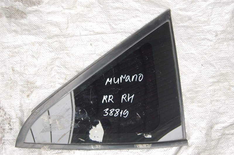 Стекло в кузов заднее правое NISSAN MURANO Z50 02-07 83300-CB800 Б/У