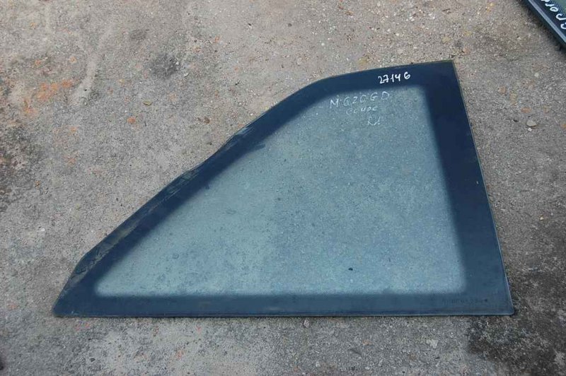 Стекло в кузов заднее правое MAZDA 626 GD 87-91 Б/У