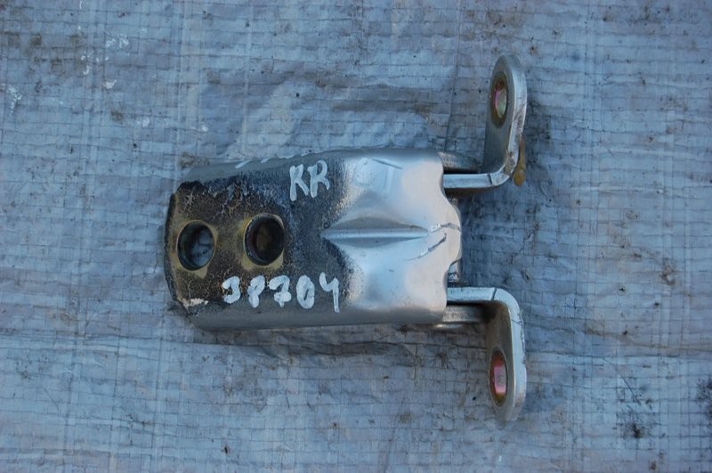 Петля двери нижняя задняя левая NISSAN MURANO Z50 02-07 Б/У