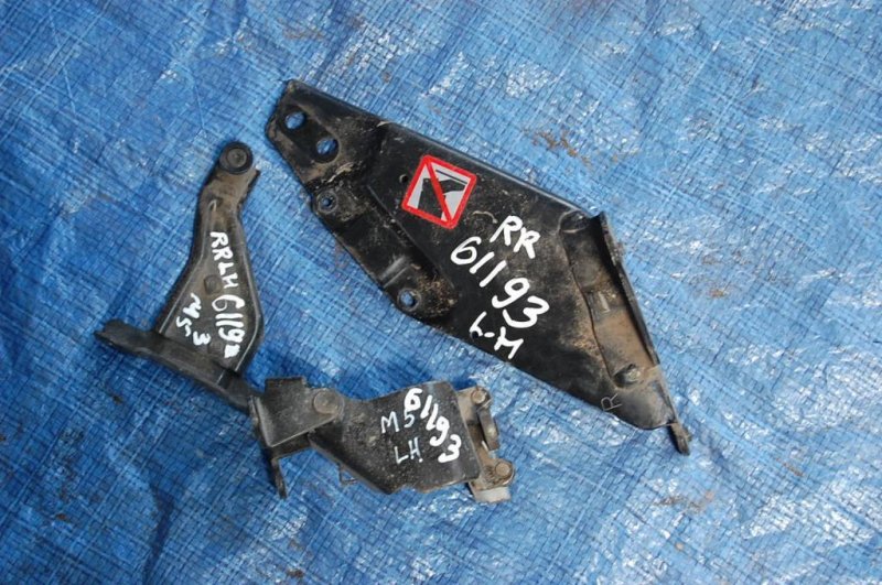 Ролик сдвижной двери нижний задний левый MAZDA 5 CR 05-10 C235-73-2C0E Б/У