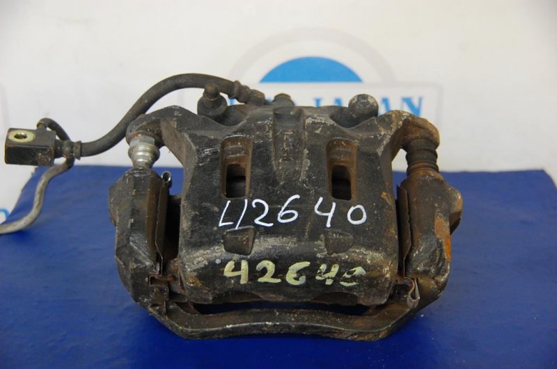 Суппорт тормозной передний правый INFINITI M35/M45 04-10 41001-EG50A Б/У