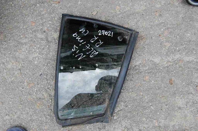 Стекло двери глухое заднее левое NISSAN ALTIMA L32 07-12 82263-JA00A Б/У