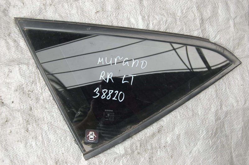 Стекло в кузов заднее левое NISSAN MURANO Z50 02-07 83301-CB800 Б/У