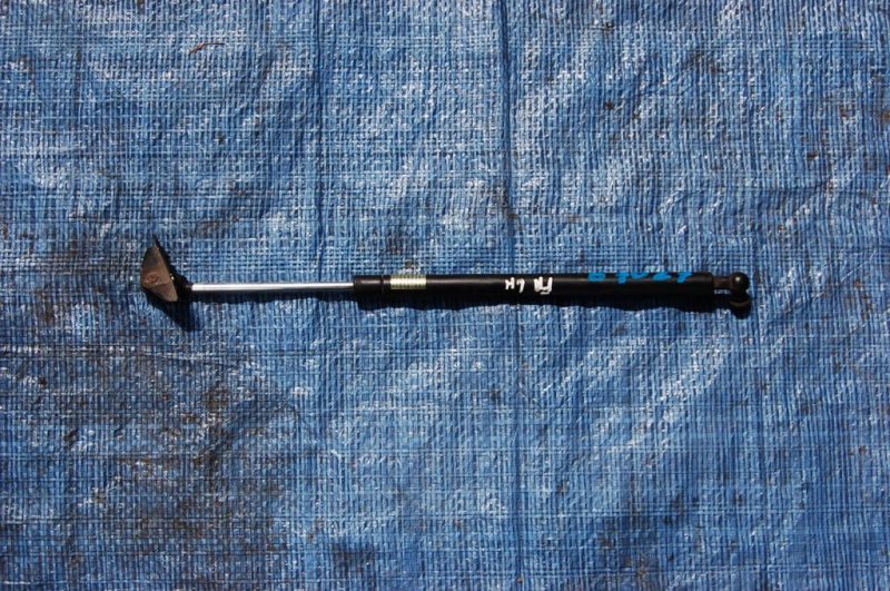 Амортизатор капота SUBARU TRIBECA B10 07-13 57251XA010 Б/У