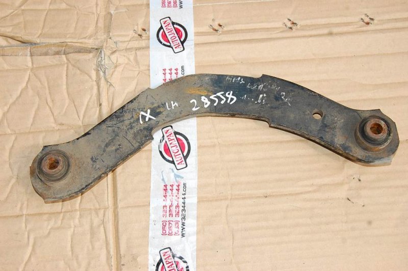 Рычаг задней подвески поперечный верхний задний правый MITSUBISHI LANCER IX 9 03-07 Б/У