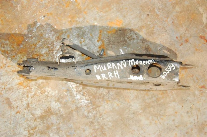 Рычаг задней подвески поперечный нижний задний правый NISSAN MURANO Z50 02-07 Б/У