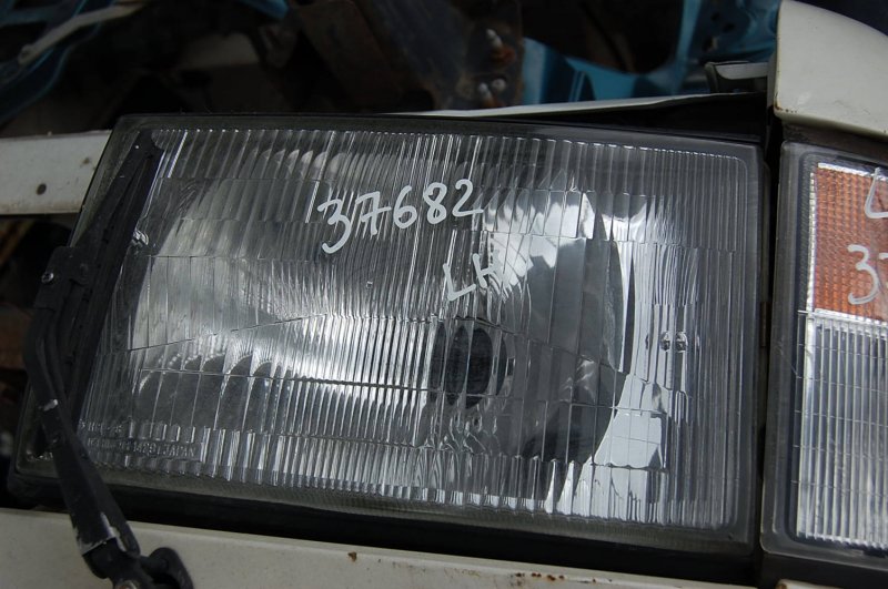 Фара передняя левая HONDA PASSPORT 93-02 89431-46262 Б/У