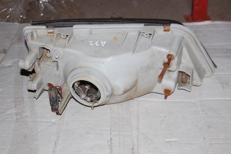 Фара передняя левая MAXIMA A32 94-99 Фара передняя левая MAXIMA A32 94-99