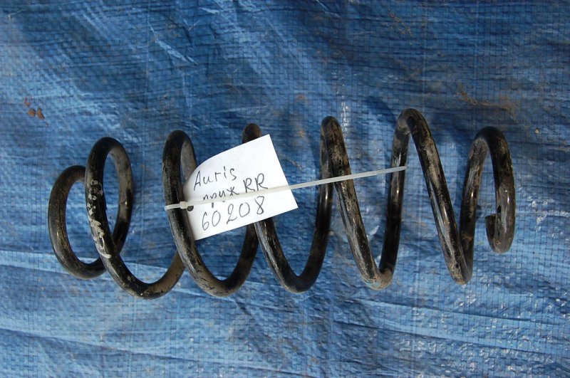 Запчасть пружина задней подвески TOYOTA AURIS 06-12 48231-02570 Б/У Пружина задней подвески TOYOTA AURIS 06-12 48231-02570 Б/У