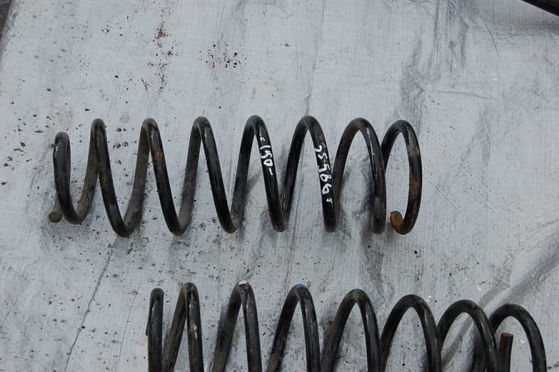 Запчасть пружина задней подвески TOYOTA COROLLA 150 06-13 Б/У Пружина задней подвески TOYOTA COROLLA 150 06-13 Б/У