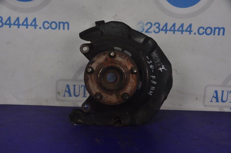 Кулак поворотный передний правый CAMRY 30 02-06 Кулак поворотный передний правый CAMRY 30 02-06